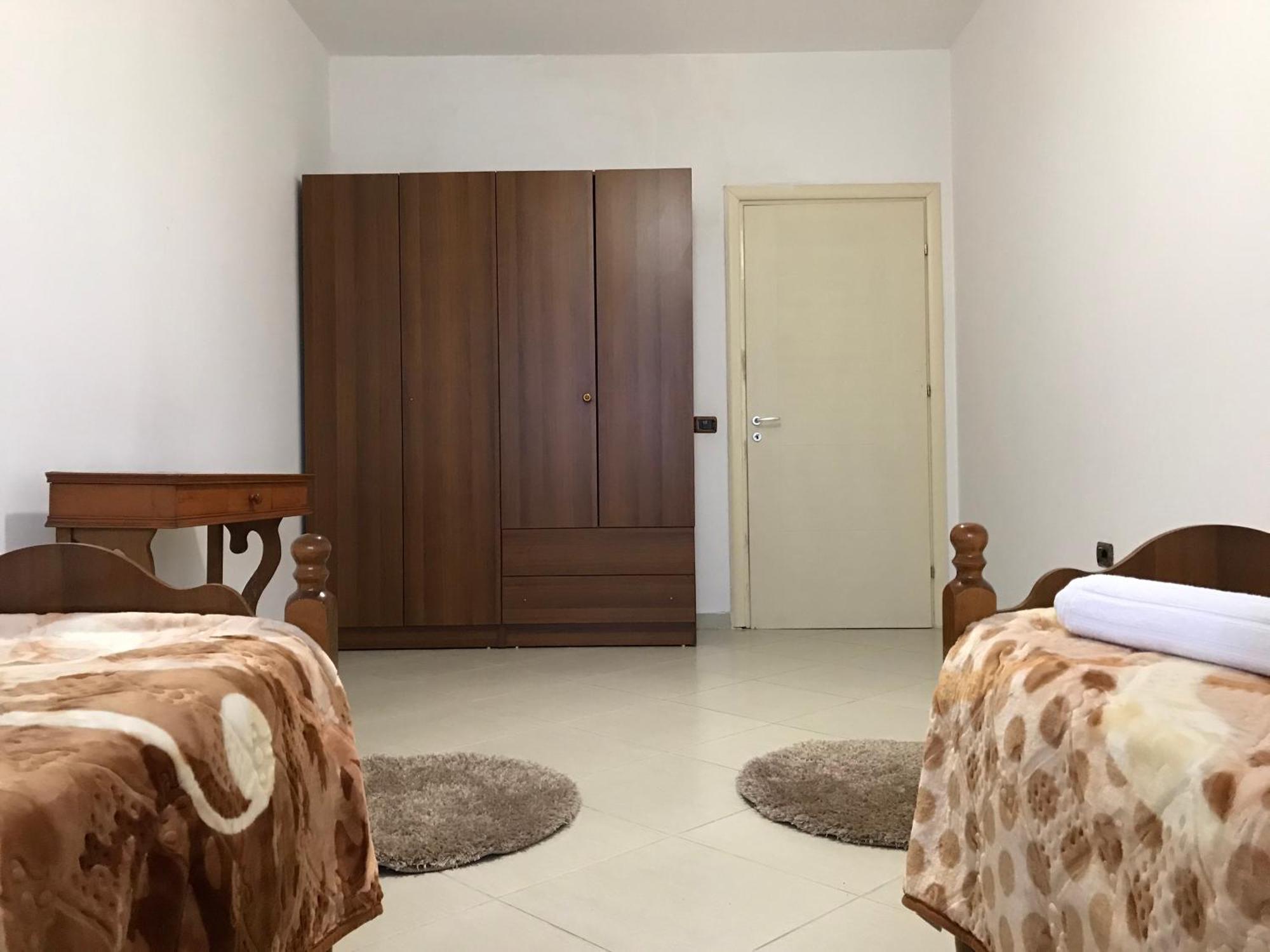 Home Sweet Home 1 - Guest House Tirana Zimmer foto